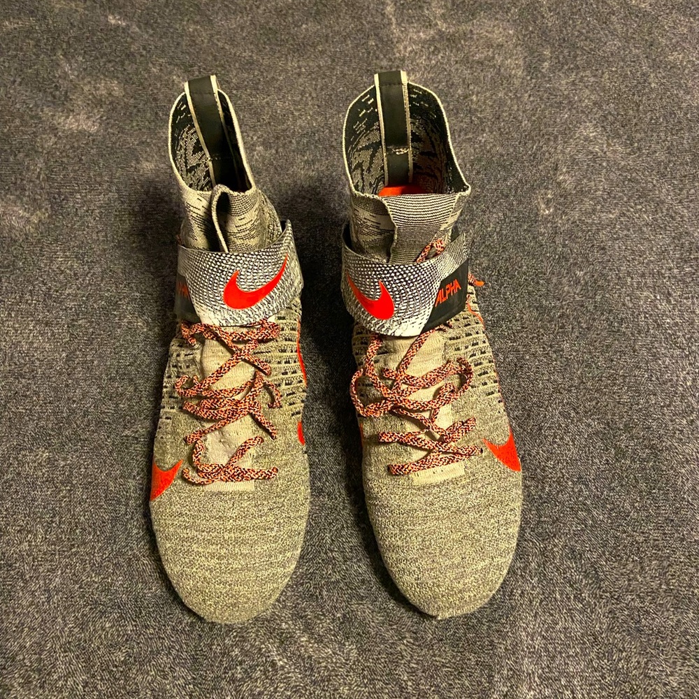 Nike flyknit football cleats. Size 11